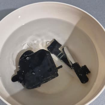 Delonghi Espresso Makinesinin Süt Köpürtme Performansının Düşmesi Ve Ücretsiz Karaf Değişimi Talebi