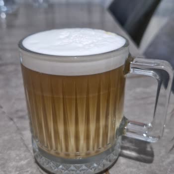 Delonghi Espresso Makinesinin Süt Köpürtme Performansının Düşmesi Ve Ücretsiz Karaf Değişimi Talebi