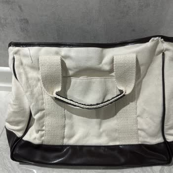 Midi Kanvas Çok Cepli Çanta Düşük Isıda El Yıkamasına Rağmen Kenar Dikişleri Ayrıldı Ve Kırıştı