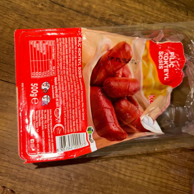 Keskinoğlu İstanbul A101 Marketinde Sosis İçinde Yabancı Madde Tespit Edildi