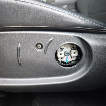 Kia Sportage Sürücü Koltuğu Ayar Kolu Montaj Hatası Ve Servisin Saygısız Yaklaşımı