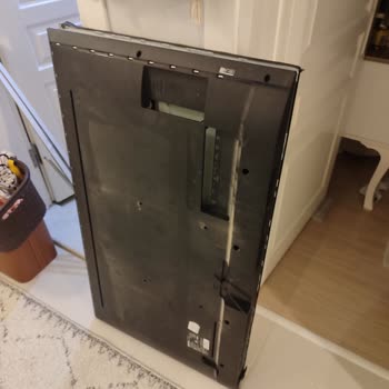 Philips 50pus7304 TV Görüntü LED’leri Tasarım Hatası Nedeniyle Arızalandı Ve Tamir Edilemez