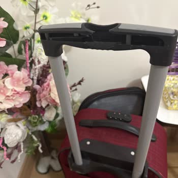 Kırık Valiz İçin Hızlı Çözüm Ve Yeni Bagaj Talebi