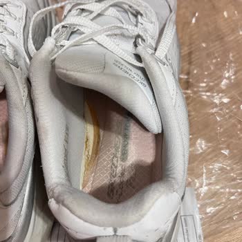 Skechers Ayakkabısının İç Astarı Çabuk Soyuldu, Üretim Hatası Reddedildi Ve Çözüm Sunulmadı