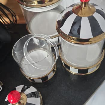 Çeyiz Setinde Eksik Ve Kırık Ürünler Mağazanın İlgisiz Yaklaşımı