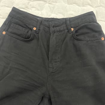 Stradivarius Jeanlerde Renk Solması Ve Genişleme, Destek Hattı Çözüm Sunamıyor, İade Talebi