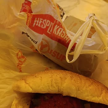 Köfteci Yusuf Şubesinde Yanlış ve Donuk Ürünler Nedeniyle İade Talebi