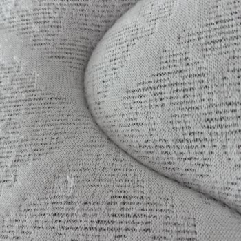 Mondi Maltepe Mağazasındaki Yatakta İp Sökükleri Ve Leke Nedeniyle Garanti Reddi