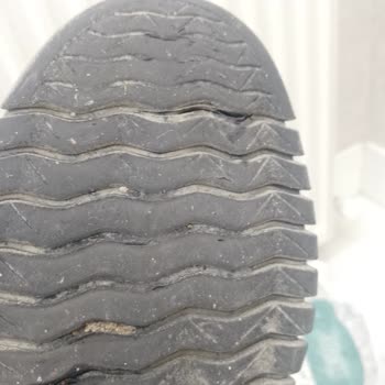 Ayakkabının Tabanındaki Yarıktan Dolayı Su Alması Ve Değişim Talebimin Reddedilmesi