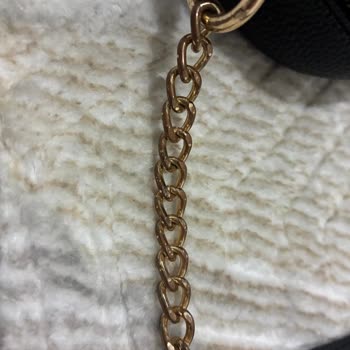 Fabrika Çantası Üretim Hatası: Tekrarlayan Fermuar Ve Zincir Problemi, İade İsteği