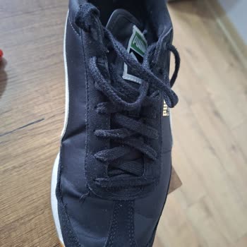 Üç Ayda Üst Kısmı Sökülen Puma Ayakkabısına Değişim Reddi