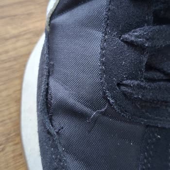 Üç Ayda Üst Kısmı Sökülen Puma Ayakkabısına Değişim Reddi