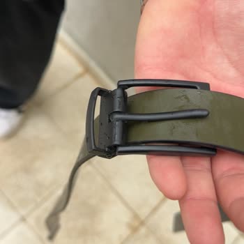 Kısa Sürede Kırılan Kemer Etiketsiz Red Ve Haksız Değişim Talebi