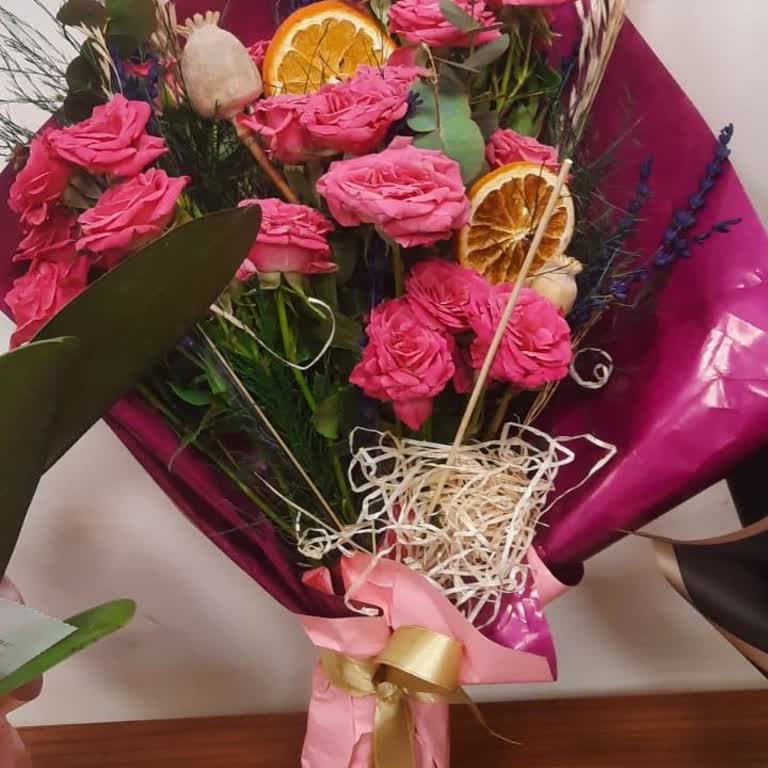 Görseliyle Uyuşmayan Çiçek Buketi Teslimatı