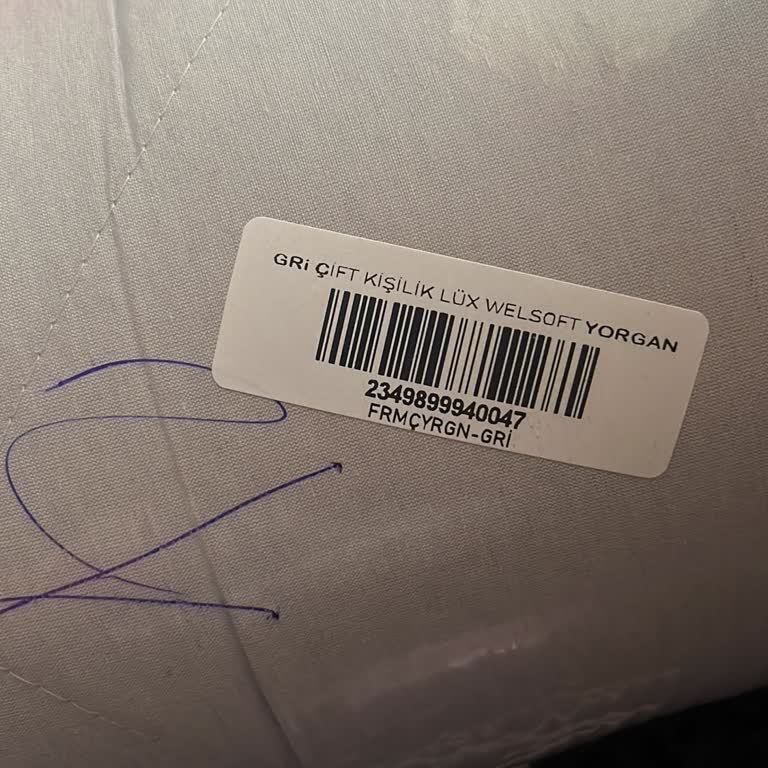 Yanlış Boyutta Yorgan Gönderimi Ve İletişimsizlik Nedeniyle Acil Çözüm Talebi