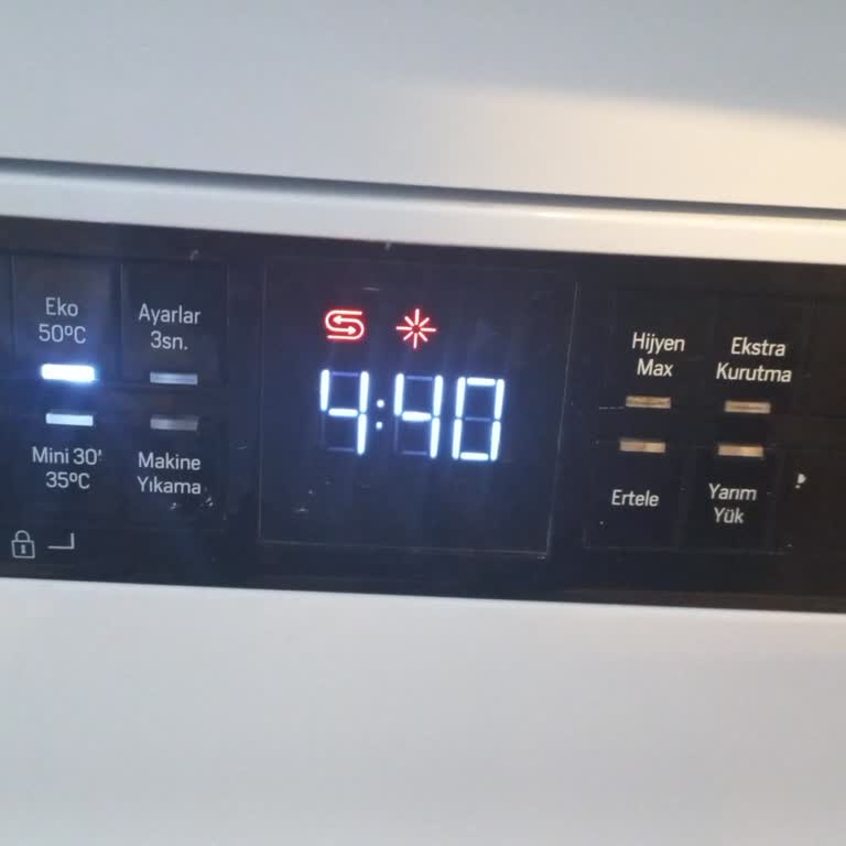 Arçelik Bulaşık Makinesinde Su Kaçırma Ve Yazı Silinmesi Sorunları, Değişim Ve İade Talebi