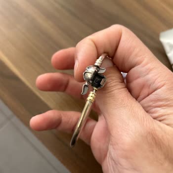 Pandora Bilekliğinde Gümüş Olmadığı Ortaya Çıktı Ve Markanın Güvenilirliği Sorgulandı