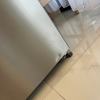 Üç Kez Kompresör Değiştirilen Vestel Buzdolabının Sürekli Arızası Ve İade Reddi