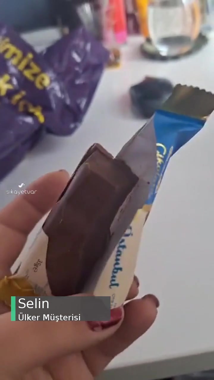 Ülker İstanbul Çikolatasına Kesik Atmış:) videonun kapak resmi