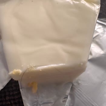 La Vache Qui Rit Peynirinde Kıl Tespiti Sağlık Ve Hijyen Sorunu