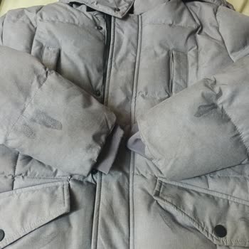 İlk Kullanımda Lekelenen Mont İçin Yeniden İnceleme Ve Değişim Talebi