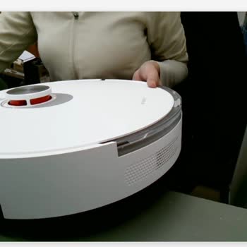 Xiaomi Robot Süpürge Su Haznesi Sürekli Kırılıyor Ve Ücretli Onarım Talebi