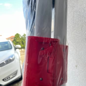 Sürat Kargo Personeli Yanıltıcı Davranışıyla Teslimatı Girişe Bıraktı