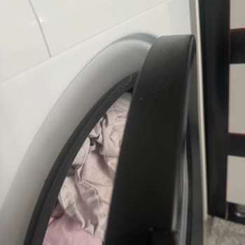 Beko Km90 Kurutma Makinesi Toz Atıyor, Yetkili Servis Çözüm Sağlayamıyor Ve Değişim Talebi