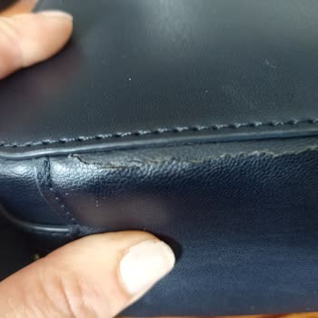 Tommy Hilfiger Çantamda Kısa Sürede Bozulan Fermuar Ve Mağaza Tarafından Kullanıcı Hatası İddiası