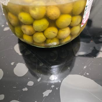 Mavibostan Zeytinlerinde Acı Ve Yumuşak Lezzet Tanıtımla Çelişiyor