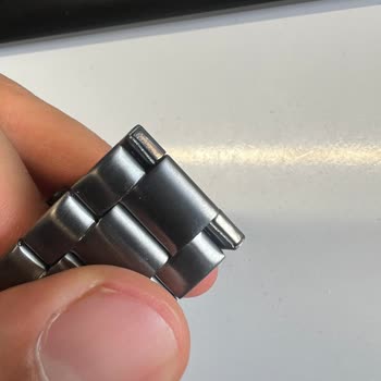 Saat Kordonundaki Kaynak İzleri Ve Fatura Sorunu Nedeniyle İade Talebi