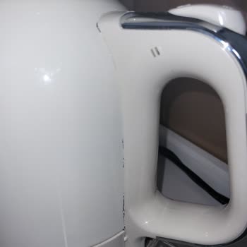 Korkmaz Çaycıda Uç Ve Sap Kısmı Hızla Soyulmuş, Değişim Talep Ediyorum