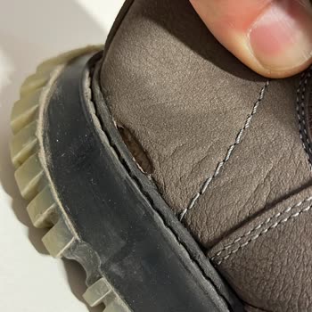 İstanbul Pelican Mağazasındaki Deri Botun Yırtılması Ve Değişim Talebimin Reddedilmesi