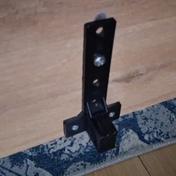 Üç Yıllık Gecikme Sonrası Kırık Karyola Ve Masa Değişimi Talebi