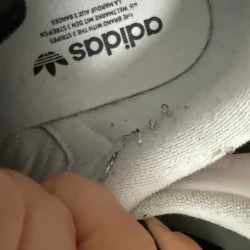 9 Ay Sonra Ayıplı Adidas Superstar Ayakkabı İncelemesi Reddedildi
