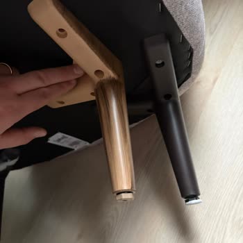 Yanlış Renk Gönderilen Berjer Ayakları İçin Değişim Talebi