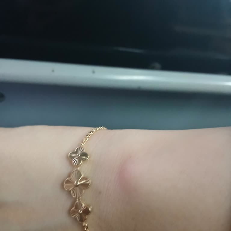 D Diamond Bahçelievler Mağazasında Personelin Saygısız Tutumu Ve Çifte Fiyat Talebi