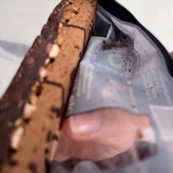 Ülker Protein Barında Yabancı Madde Ve Kurtlanma Tespit Edildi