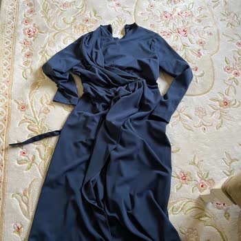 Yanlış Tesettür Elbise Gönderimi Ve Cevapsız İletişim