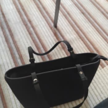 Benetton Çanta Fermuarı Tekrar Bozuldu, Hızlı Çözüm Talebi