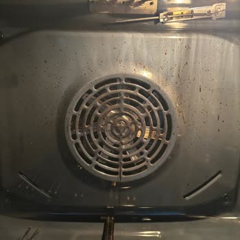 Garanti Kapsamındaki Arçelik Ankastre Fırınımdaki İç Hasar Ve Servis Hataları Nedeniyle Değişim Talebi