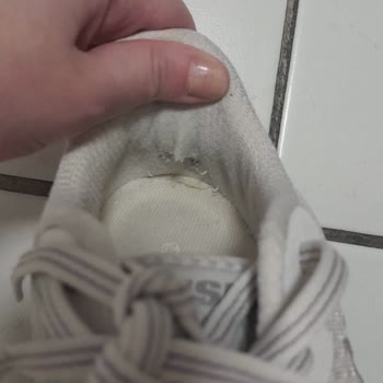 Ayakkabım İki Ayda Yırtıldı, Kullanıcı Hatası İddiası Ve İade Talebi