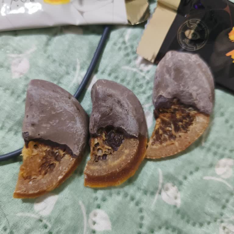 Portakallı Çikolatada Bozuk Tat Ve İade Talebi