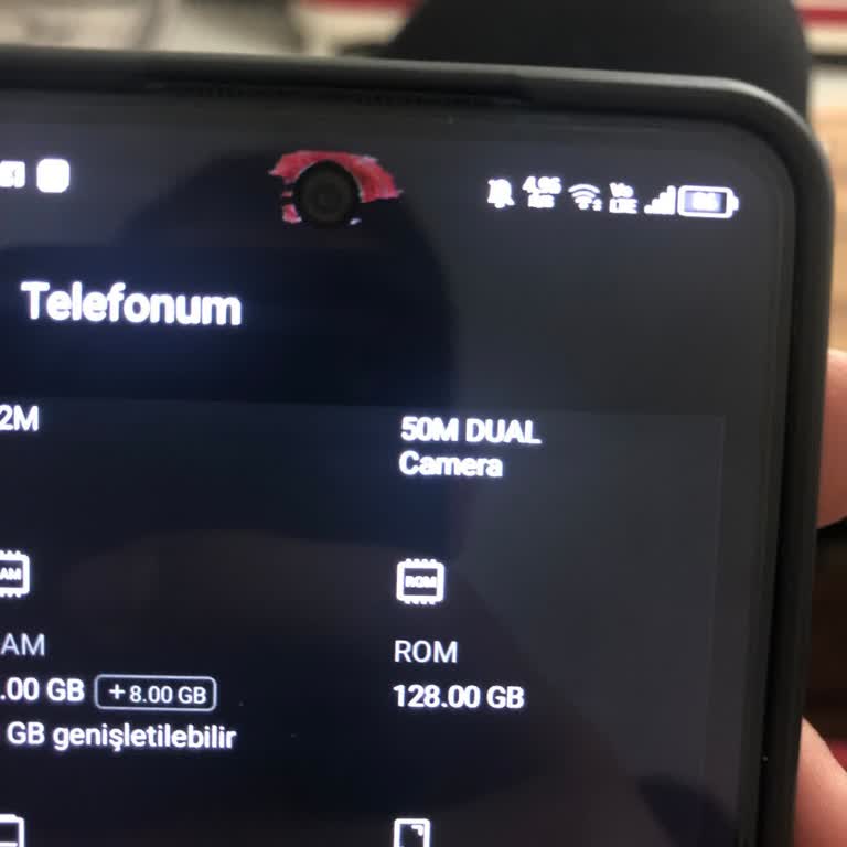 Kamerada Kendiliğinden Oluşan Leke Nedeniyle Tecno Spark 20 Cihaz Değişimi Talebi