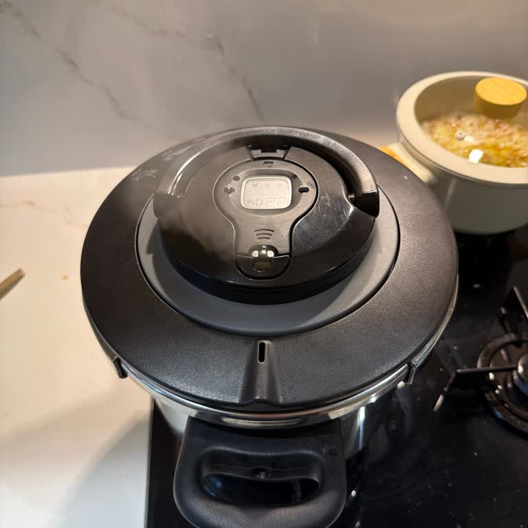 Tefal Clipso 6 Litre Düdüklü Tencerenin Geç Pişirme Sorunu Ve Değişim Talebi