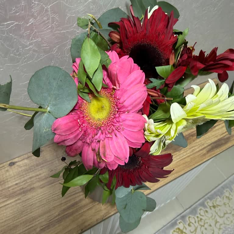 Siparişteki Solmuş Çiçekler Nedeniyle Ücret İadesi Talebi