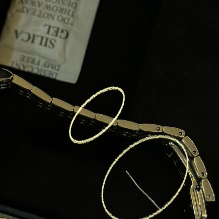 Saat Kordon Kısaltma İşleminde Çalışanın Agresif Hatası Ve Mağaza Sorumluluk Reddi