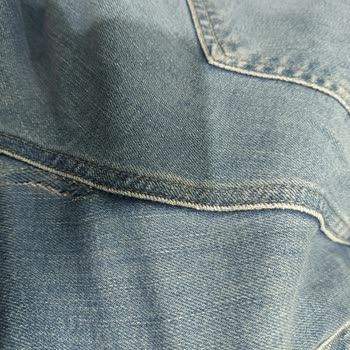 Pantolon A Bölgesindeki Yırtılma Nedeniyle Değişim Reddi Ve Haksız Tüketici Hatası İddiası