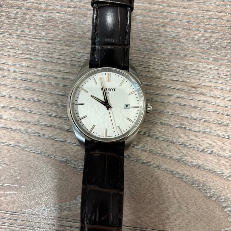 Yanlış Model Gönderildi, Doğru Saatin Teslimatı Talep Ediliyor