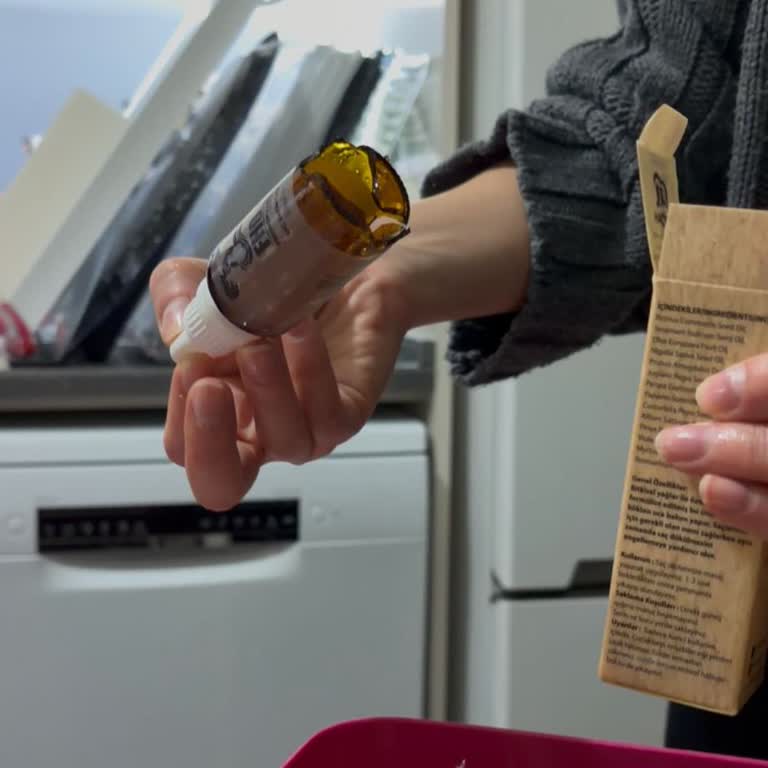 Kırık Saç Bakım Serumu Değişiminde Teslimatsızlık Ve Cevapsız İletişim